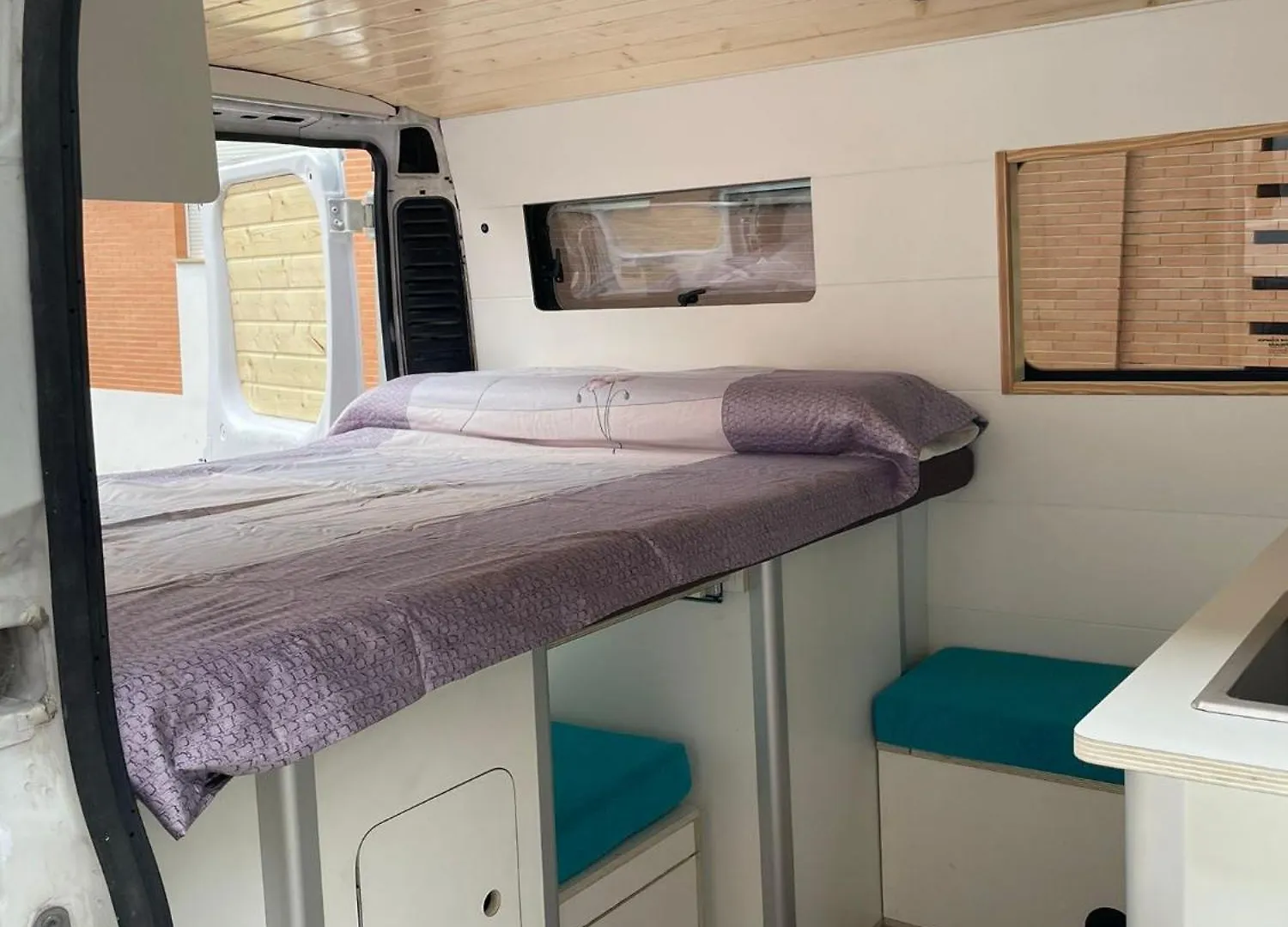 Campsite Camper En Malaga Hotel